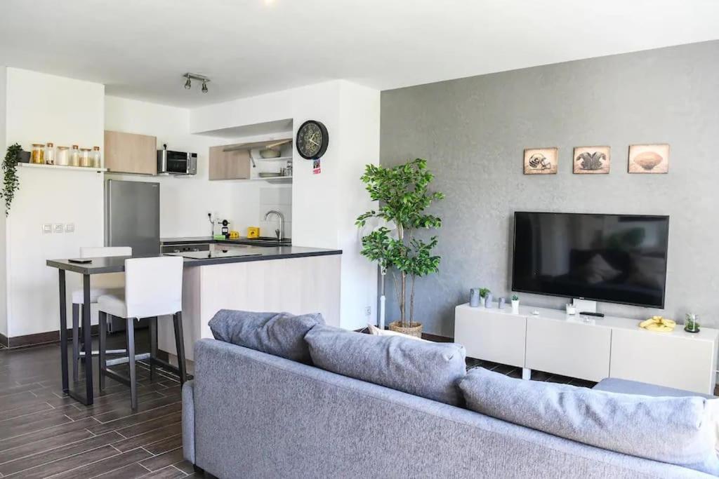 Le Cape-Grand Appartement Avec Terrasse Et Jacuzzi Marseille Exterior photo